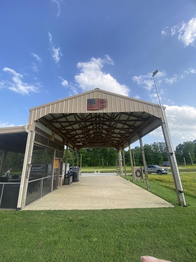 1139 River Front Dr, Clifton, TN 38425
