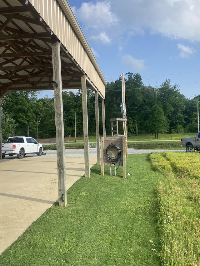 1139 River Front Dr, Clifton, TN 38425