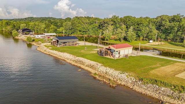 1139 River Front Dr, Clifton, TN 38425