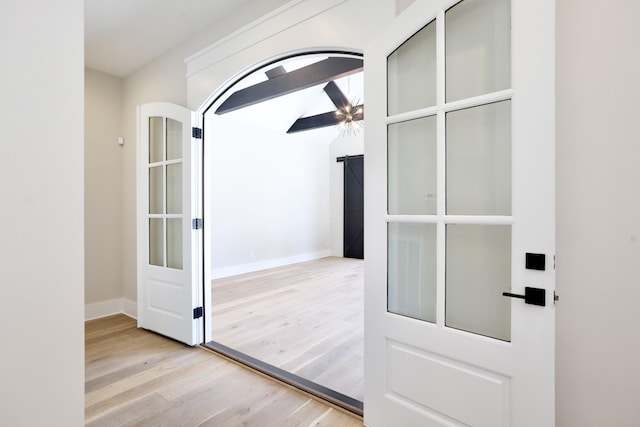 1266 Potter Ln, Gallatin, TN 37066 - entryway featuring wood finished floors, baseboards, and ceiling fan