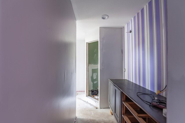 3396 Unionville Rd, Halls, TN 38040 - view of hallway