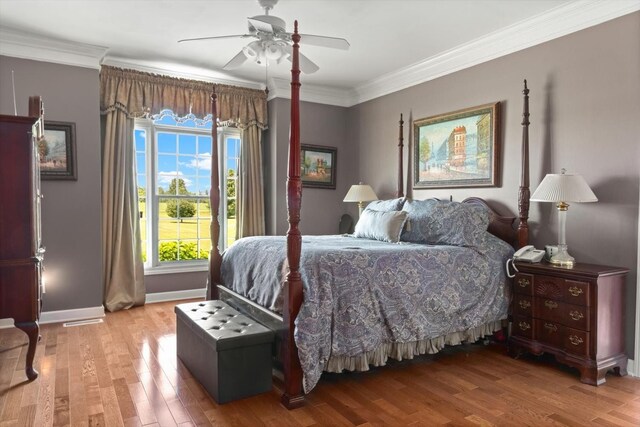 95 Country Ln, Lawrenceburg, TN 38464 - bedroom featuring wood finished floors, baseboards, a ceiling fan, and crown molding
