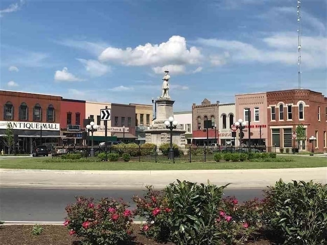 1752 Wren Way, Lebanon, TN 37087 - view of commercial location