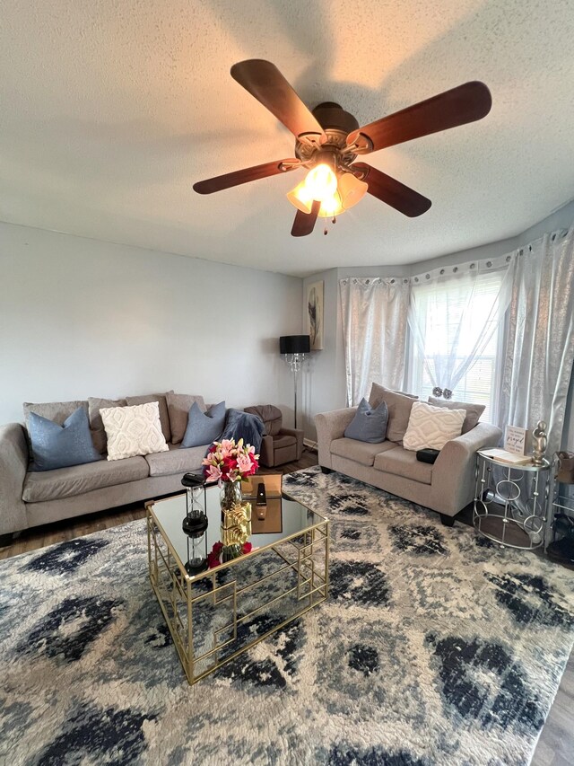 108 Josephines Ct, Oak Grove, KY 42262 - living area with a textured ceiling, a ceiling fan, and wood finished floors