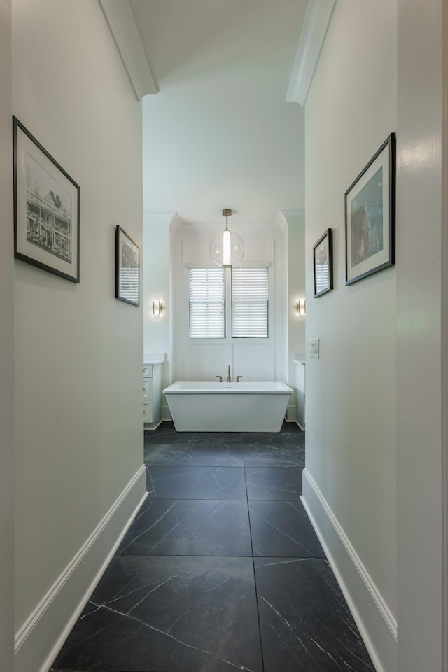 2026 Eliot Rd, Franklin, TN 37064 - full bathroom featuring baseboards and a soaking tub