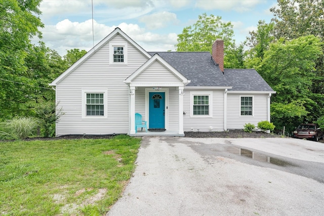132 W Bronson St, Sparta, TN 38583 - photo 1
