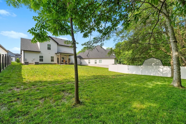 324 Kildeer Dr, Clarksville, TN 37040 - view of yard with cooling unit