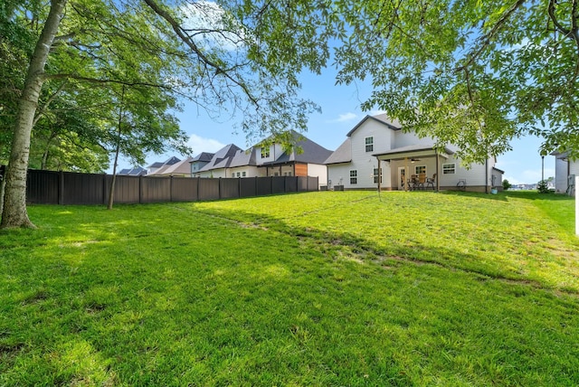 324 Kildeer Dr, Clarksville, TN 37040 - view of yard featuring ceiling fan