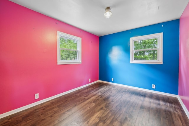 414 Ashe Ave, New Johnsonville, TN 37134 - unfurnished room featuring wood finished floors and baseboards