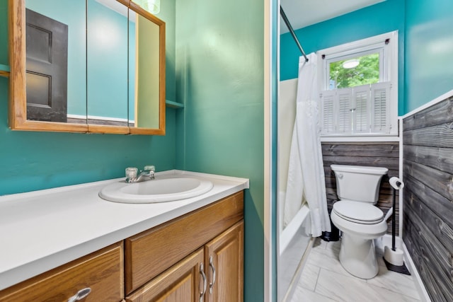 414 Ashe Ave, New Johnsonville, TN 37134 - full bathroom featuring vanity, toilet, shower / tub combo with curtain, and tile walls