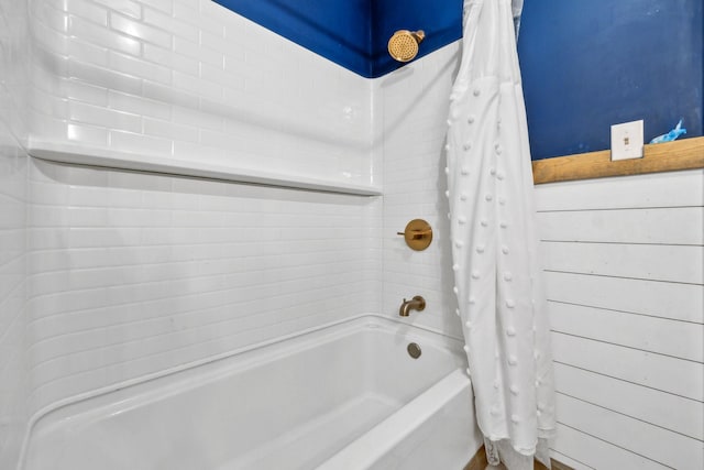 414 Ashe Ave, New Johnsonville, TN 37134 - bathroom featuring shower / bath combination with curtain