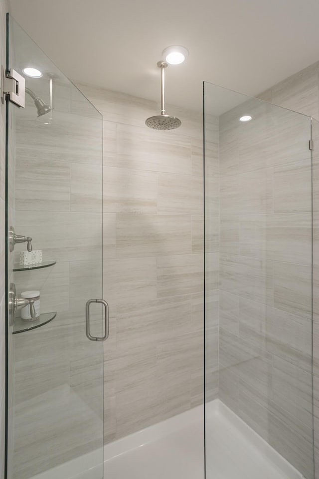5047 Dayflower Dr, Hermitage, TN 37076 - bathroom featuring a shower stall