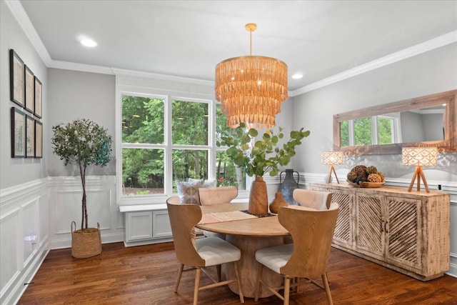 1076 Pretender Way, Columbia, TN 38401 - dining area featuring crown molding, wood finished floors, a chandelier, a wainscoted wall, and recessed lighting