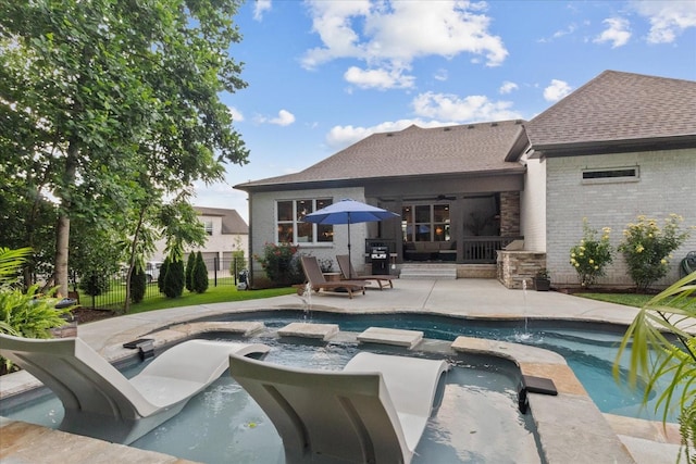 1076 Pretender Way, Columbia, TN 38401 - view of pool featuring a patio area, a pool with connected hot tub, and a ceiling fan