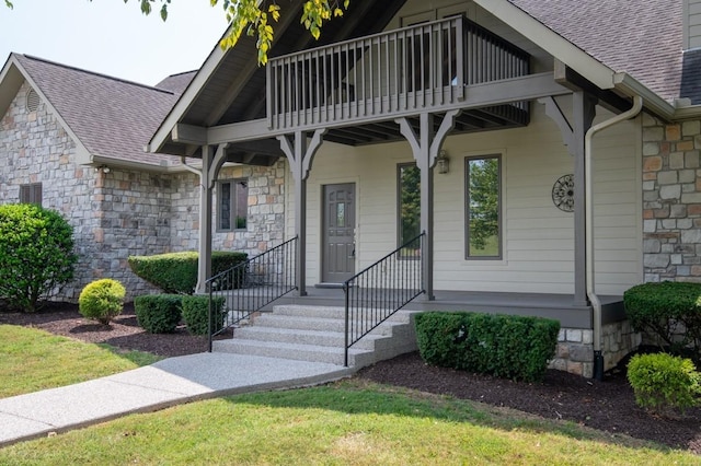 254 Davis Rd, Lebanon, TN 37087 - view of front facade with a shingled roof, stone siding, and a front lawn