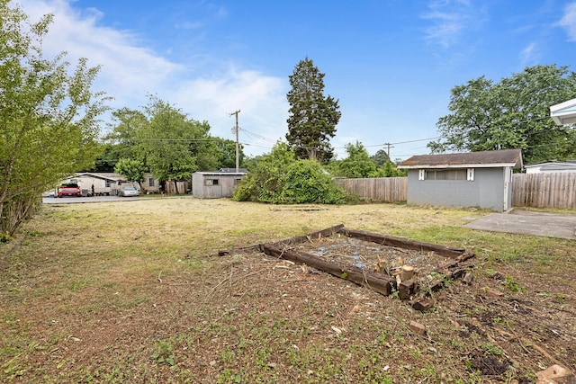 2504 Cecelia Ave, Maryville, TN 37804 - view of yard with a vegetable garden
