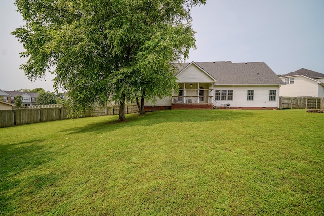 3302 Foxtrot Ct, Spring Hill, TN 37174 - back of property with crawl space