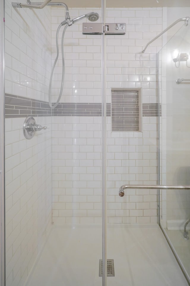 3302 Foxtrot Ct, Spring Hill, TN 37174 - full bathroom with a shower stall