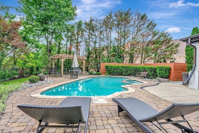 106 Ashton Park Blvd, Franklin, TN 37067 - view of swimming pool featuring a pergola, a patio, and a pool with connected hot tub