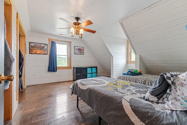 2223 Simmons Ridge Rd, Cornersville, TN 37047 - bedroom with hardwood / wood-style flooring, vaulted ceiling, and ceiling fan