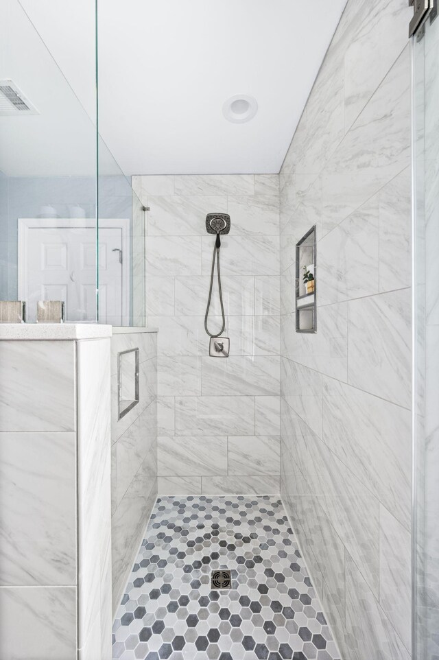 3113 Friars Bridge Pass, Franklin, TN 37064 - full bath featuring a shower stall