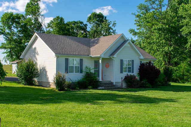 783 Galen Rd, Lafayette, TN 37083 - ranch-style house with a front lawn and a shingled roof
