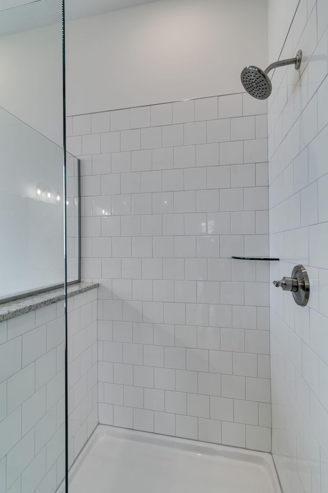 529 Little Penny Dr, Smyrna, TN 37167 - bathroom featuring tiled shower