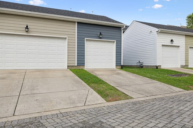 212 Walden Village Ln, Nashville, TN 37210 - view of garage