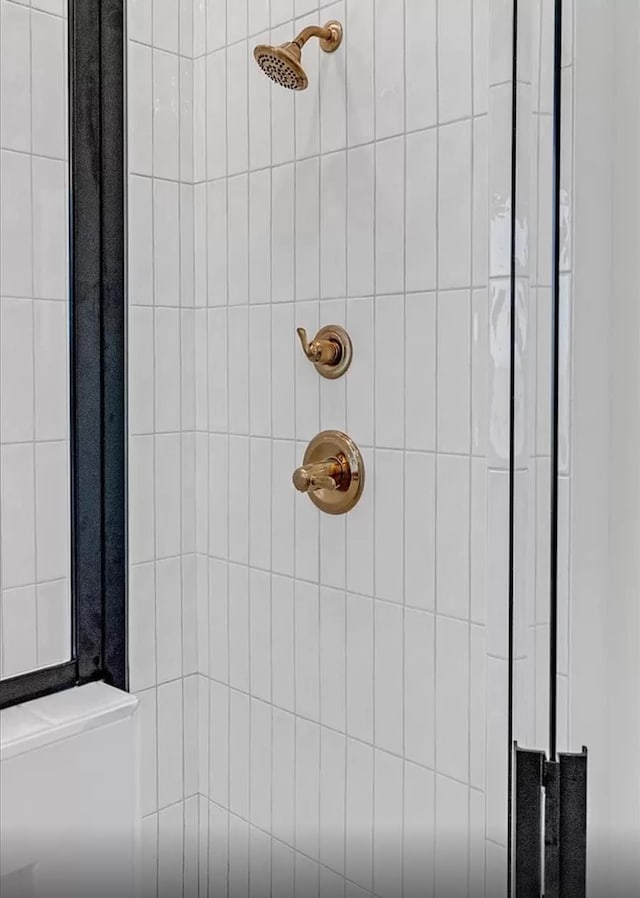 691 Compton Rd, Murfreesboro, TN 37130 - bathroom view of toilet and a tile shower