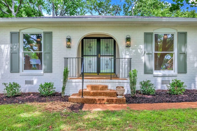 2302 Surrey Dr, Murfreesboro, TN 37129 - view of exterior entry with brick siding and covered porch