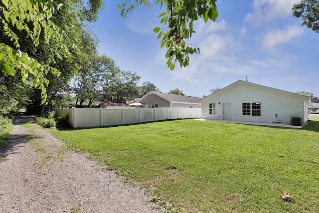 715 E Lincoln St, Tullahoma, TN 37388 - photo 31