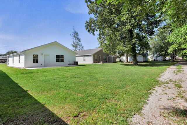 715 E Lincoln St, Tullahoma, TN 37388 - photo 30