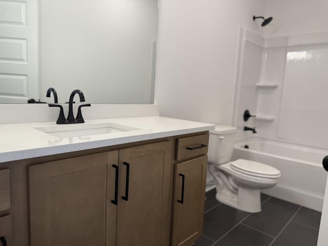 1279 Linn Cove Ct, Gallatin, TN 37066 - full bath featuring vanity, toilet, shower / bath combination, and tile patterned floors
