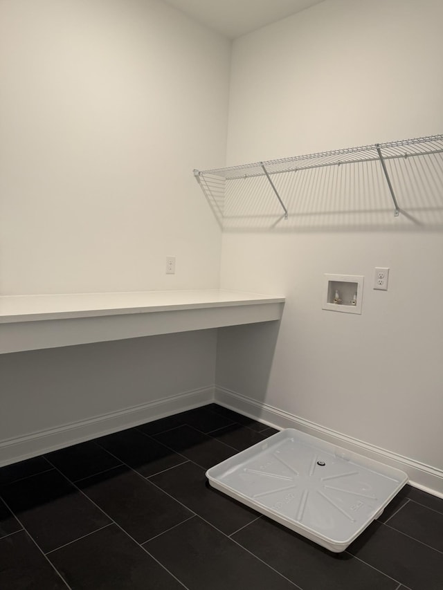 1279 Linn Cove Ct, Gallatin, TN 37066 - laundry room featuring washer hookup, dark tile patterned flooring, and baseboards