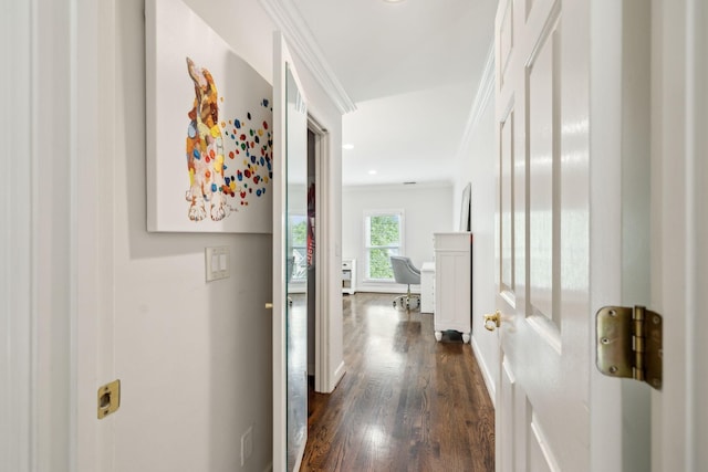 327 Whitworth Way, Nashville, TN 37205 - corridor with dark wood-type flooring and baseboards