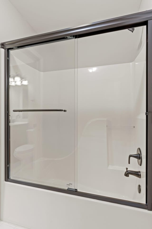 1010 Saint Blaise Trl, Gallatin, TN 37066 - bathroom with enclosed tub / shower combo