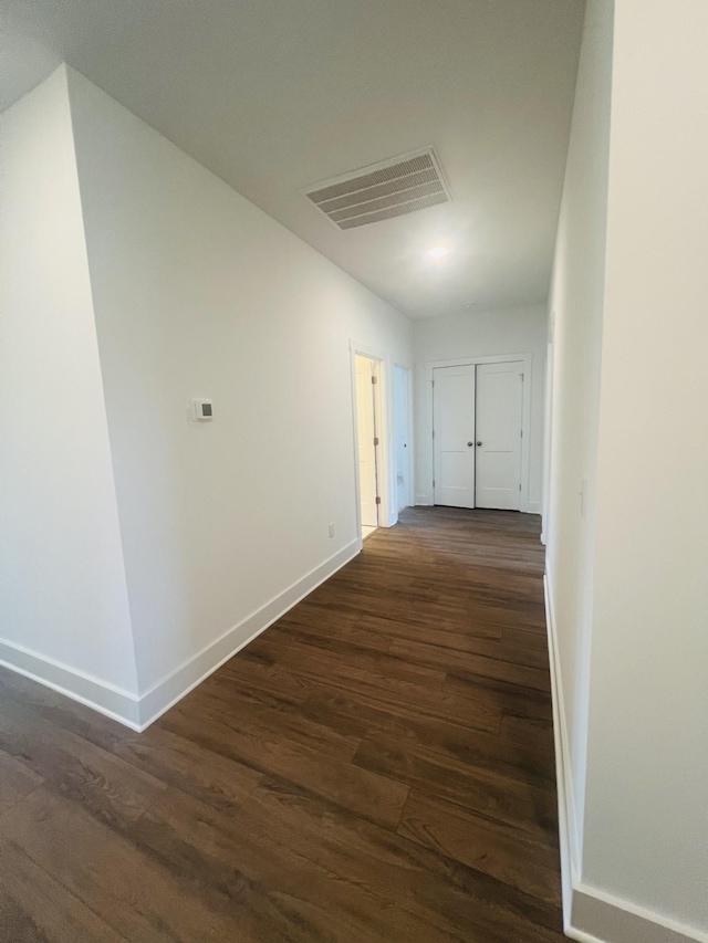 310 Carver Ln, Lebanon, TN 37087 - hallway with dark wood-style floors