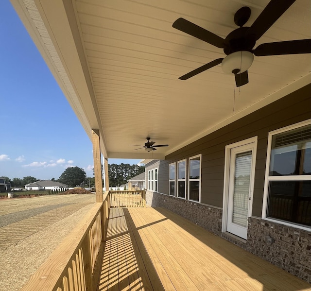 310 Carver Ln, Lebanon, TN 37087 - wooden terrace featuring a ceiling fan