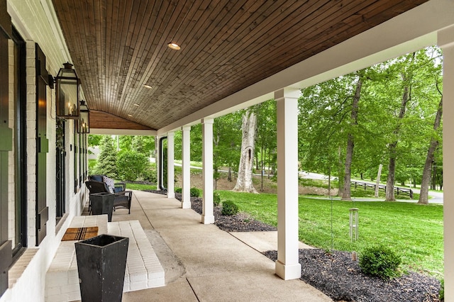 1078 Sunset Dr, Gallatin, TN 37066 - porch featuring a lawn