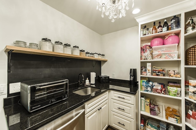1078 Sunset Dr, Gallatin, TN 37066 - bar featuring a sink and a chandelier