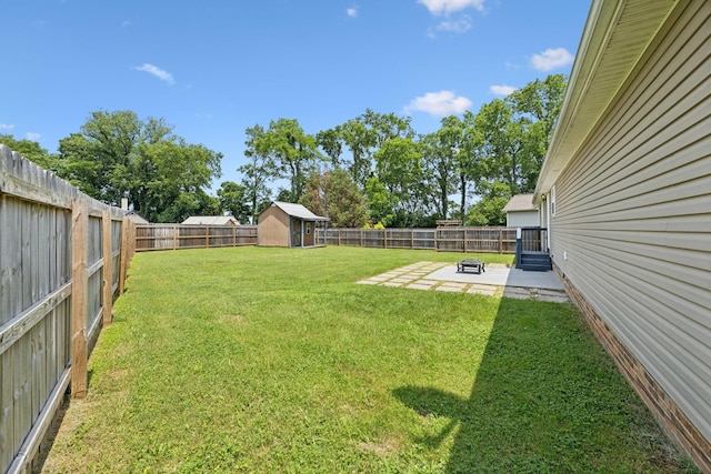 1006 Aretha Dr, Murfreesboro, TN 37128 - view of yard with a patio area