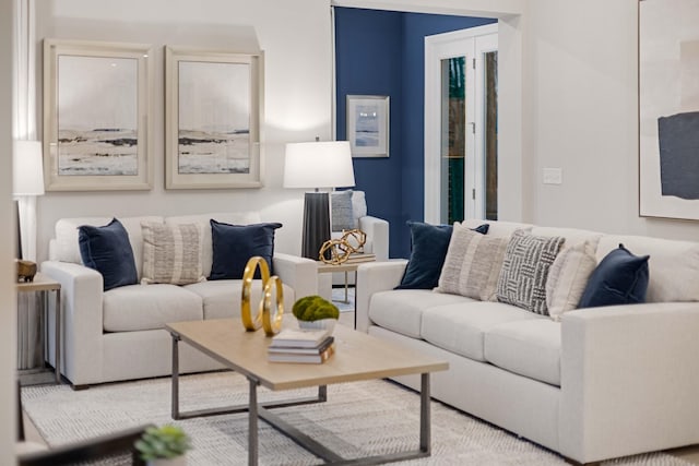 1069 Sycamore Ests, Nashville, TN 37211 - view of living area