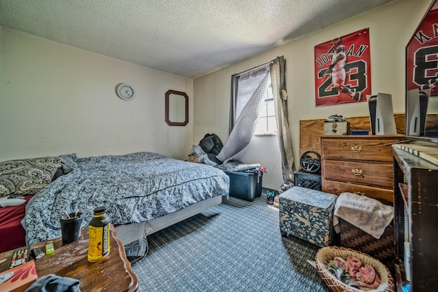 3846 Saunders Ave, Nashville, TN 37216 - bedroom featuring carpet floors and a textured ceiling