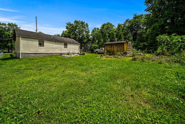 3846 Saunders Ave, Nashville, TN 37216 - view of green lawn