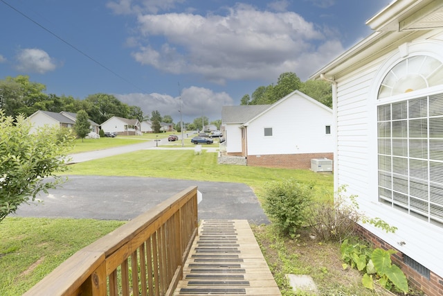 1036 Woodbrier Ln, Greenbrier, TN 37073 - view of grassy yard with a residential view