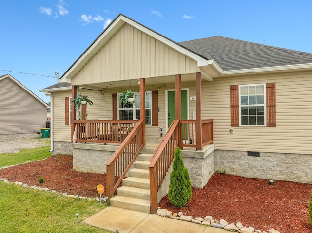 611 Annas Way, Lewisburg, TN 37091 - bungalow with a porch, roof with shingles, and crawl space