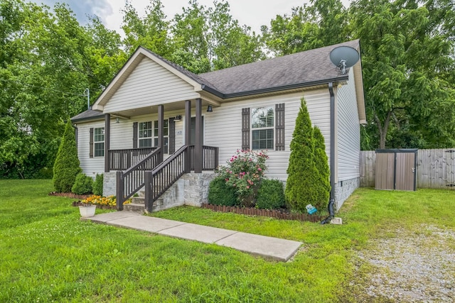 1435 Silver Creek Rd, Lewisburg, TN 37091 - view of front of house with roof with shingles, covered porch, and a gate