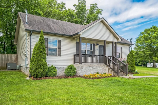 1435 Silver Creek Rd, Lewisburg, TN 37091 - view of front of house with roof with shingles and a porch