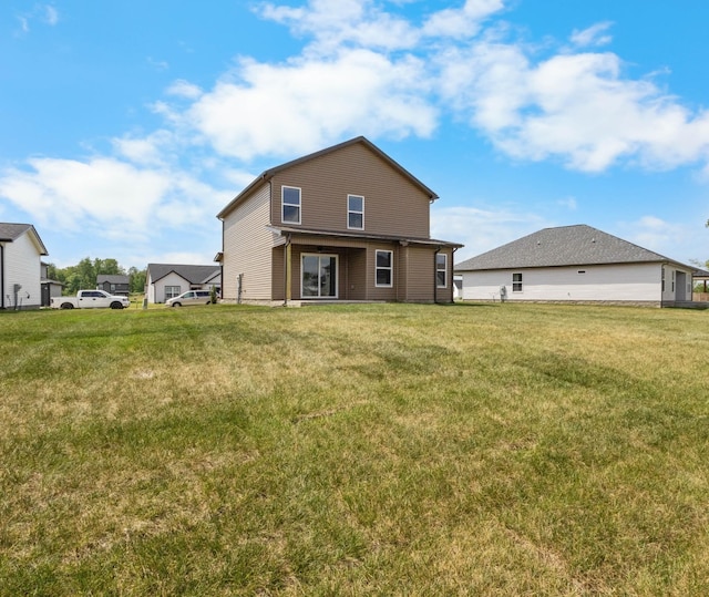 231 Donegal Dr, Clarksville, TN 37042 - rear view of house with a yard