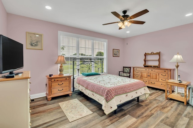 1006 Twilight Dr, Castalian Springs, TN 37031 - bedroom featuring wood finished floors, recessed lighting, baseboards, and ceiling fan